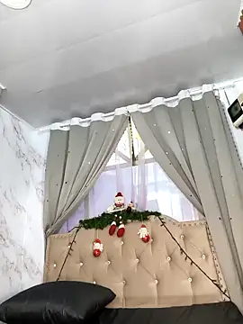 eva delight  online show from December 22, 11:02 am