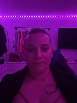 Aksinja05 online show from November 5, 6:13 pm