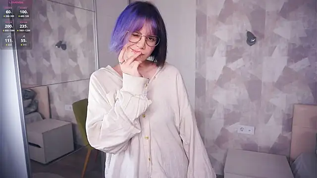 KellePourier online show from November 5, 7:30 pm