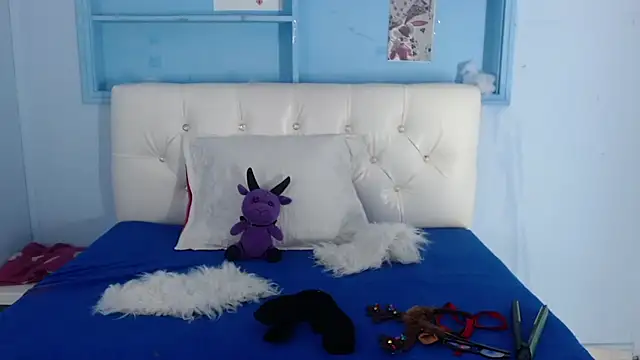 Memi xxx online show from December 19, 4:59 am