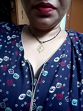 HayatKapoor online show from November 6, 5:19 pm