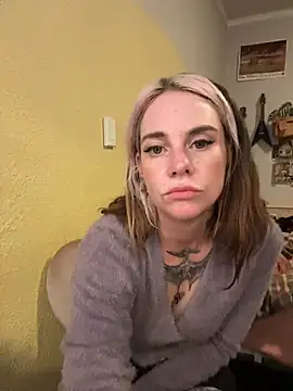 roxiebaby online show from November 13, 4:44 am