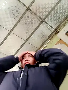 bella-la online show from December 17, 3:33 am