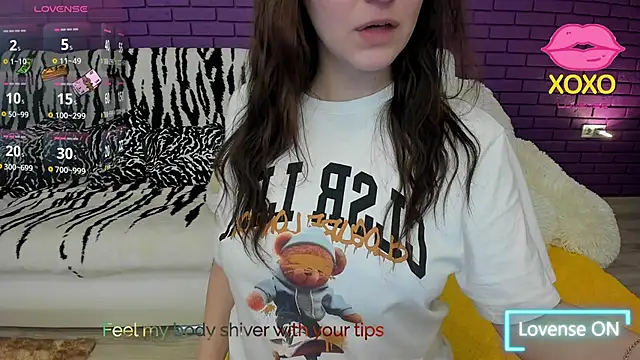 GlowMimi online show from March 22, 5:41 pm