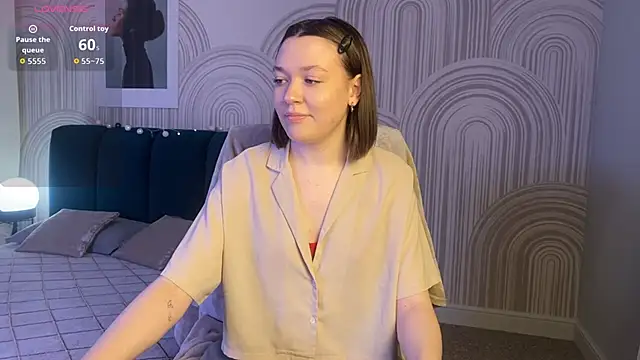 R I N A online show from November 28, 1:30 am