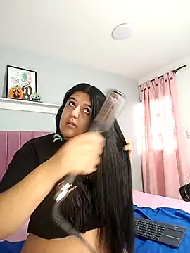 Snapshot of Naaoomii1 chatting on October 31, 12:31 pm Naaoomii1 online show from October 31, 12:31 pm