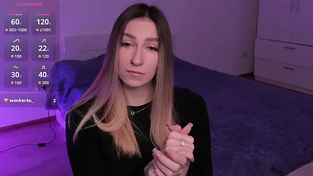 Alexis Winx online show from December 3, 6:43 pm