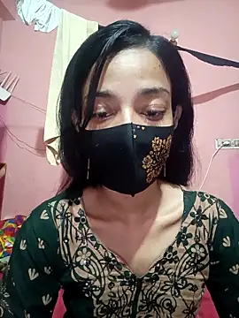 Green LaDY66 online show from May 15, 5:37 pm