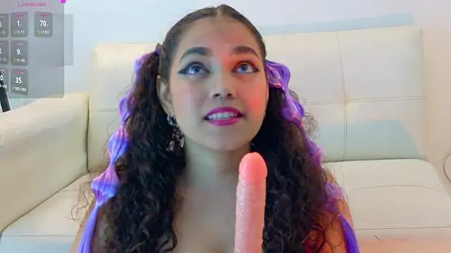 R3d Moonss   online show from February 9, 5:59 pm