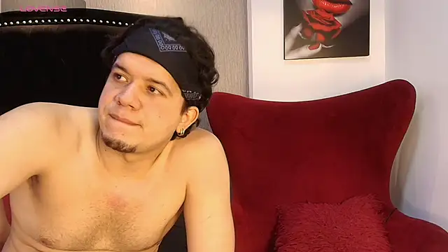 Luna Lov Titan online show from November 11, 1:41 pm