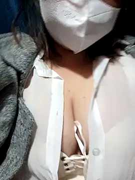 julybe online show from January 6, 12:03 am