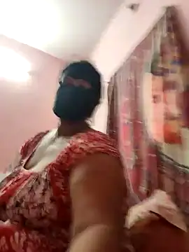 pujapujarrrr online show from December 16, 5:35 am