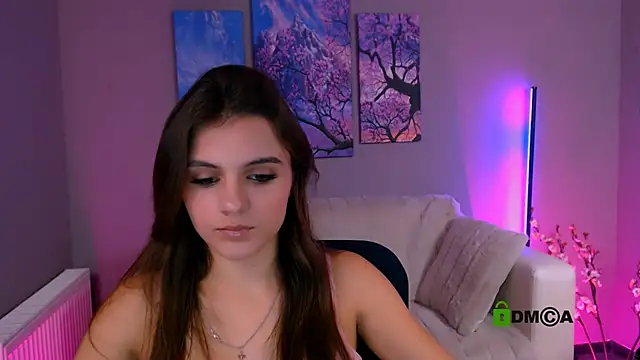 lisa dark  online show from November 6, 10:54 am