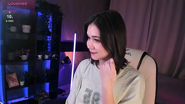 MistyLovia online show from November 6, 11:05 am