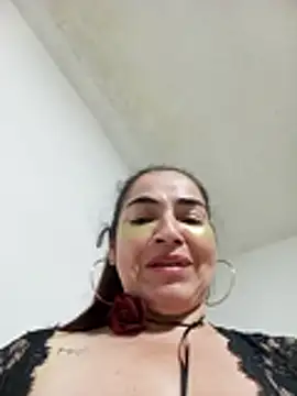 MaryRoze  online show from February 11, 4:47 am