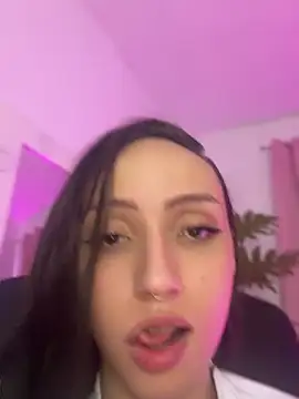 BabyLauritaa online show from April 8, 6:21 pm