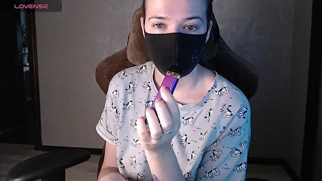 ZlatoslavaLo online show from December 1, 6:06 am