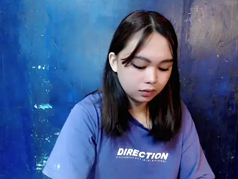 lustfullakim online show from April 14, 4:56 am