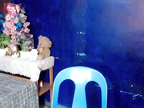 lustfullakim online show from April 1, 2:25 pm