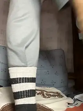 daaqnn online show from March 16, 5:44 am