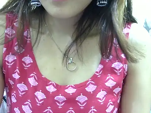 maira 33 online show from November 27, 4:54 pm