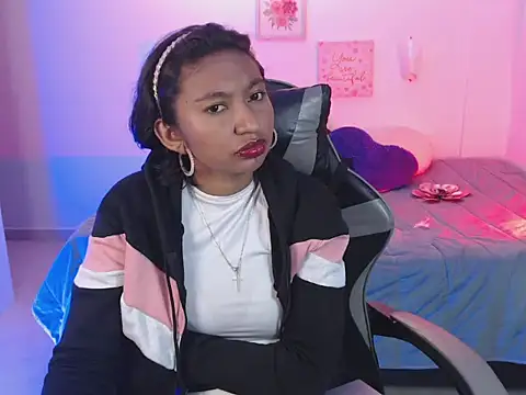 Samanta 777 online show from March 29, 6:56 am