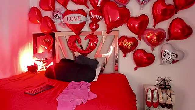 Ebonynaughty online show from February 4, 9:23 am