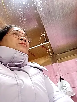 small-house123 online show from November 14, 2:11 am