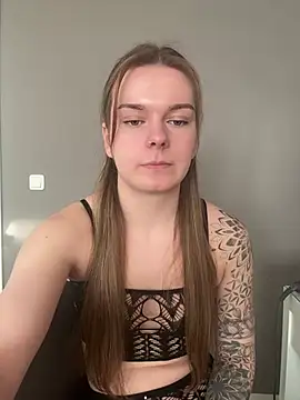 LisaFreierxx online show from February 20, 3:13 pm