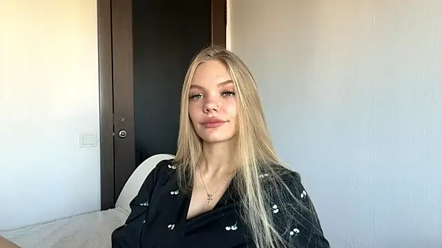 SweetAmelia69 online show from November 9, 6:53 am