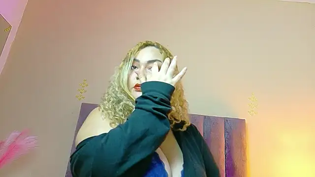 Sweet Rosee  online show from November 22, 1:36 pm