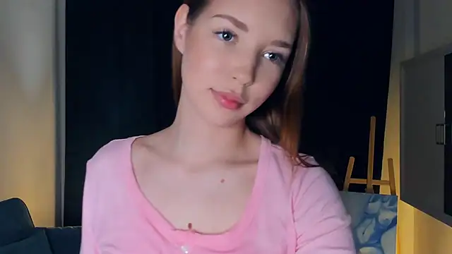 MerlePalaia online show from November 17, 9:37 pm