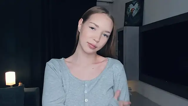 MerlePalaia online show from November 20, 8:10 pm