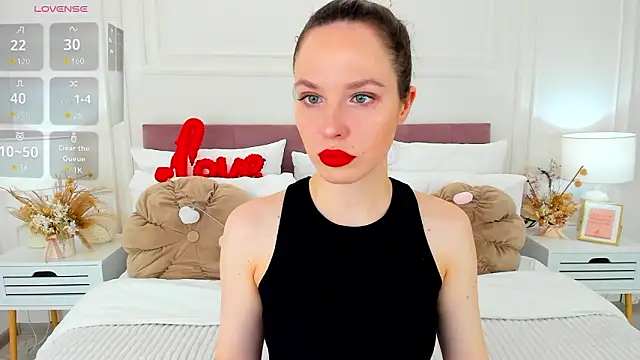 MonaRicci online show from February 20, 1:23 pm