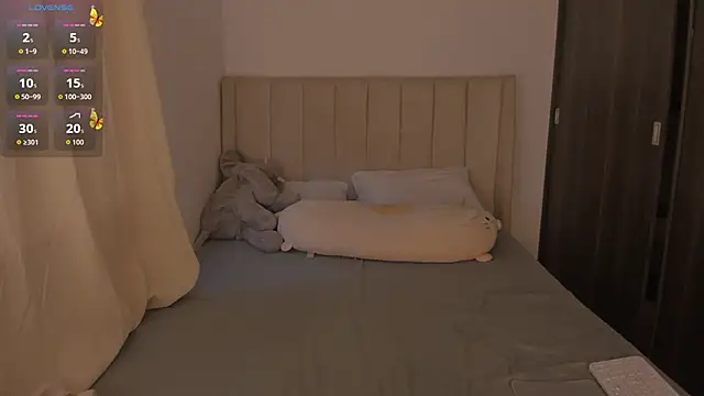 bergmanamii online show from February 4, 8:56 pm