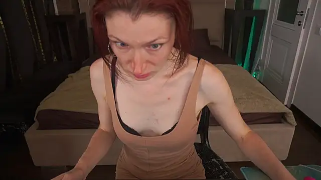 AmiraGoldd online show from June 25, 11:39 pm