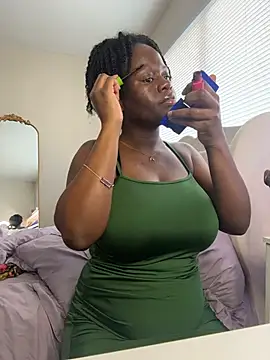 ladiosa selene online show from December 4, 3:13 pm