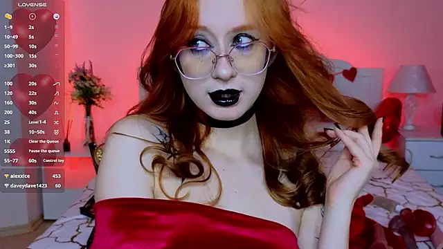 WICKEDEMBER online show from February 9, 2:36 am