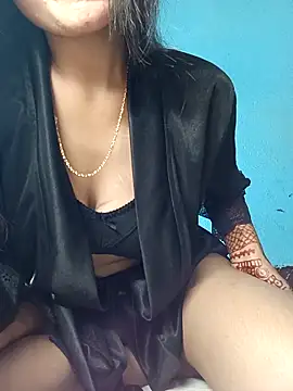 Saniya76 online show from November 28, 6:00 pm