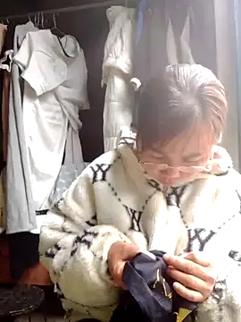 be-yeu online show from November 13, 1:48 am