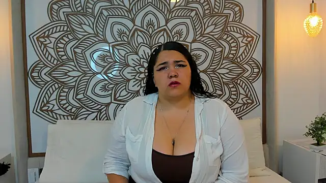 Lilith Aliany  online show from November 5, 1:05 pm