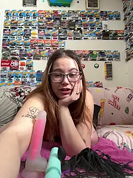 FreakyDreama online show from March 3, 3:40 pm