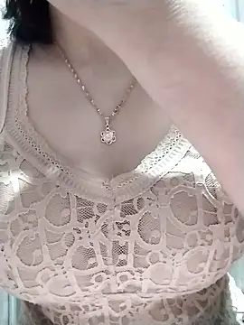 Niramiu online show from February 3, 2:53 am