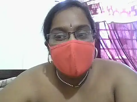 hootypriya online show from February 13, 8:27 am