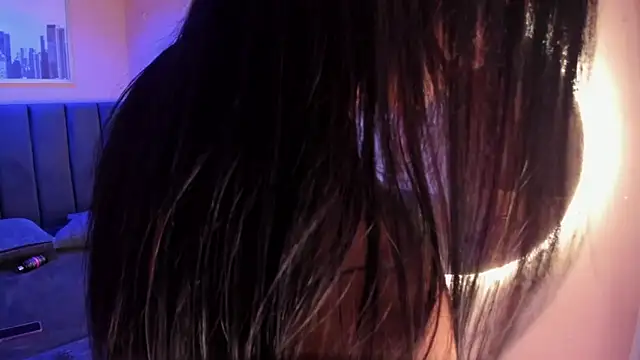 ruby tylor  online show from December 4, 12:40 pm