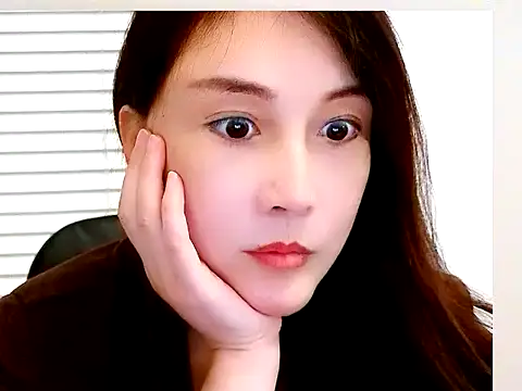 eclavy online show from November 11, 1:56 am