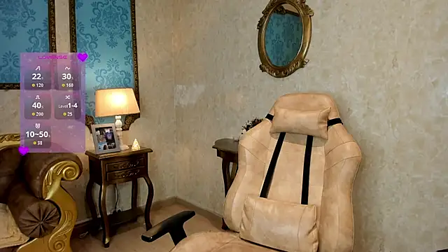 LucieLace online show from November 13, 12:26 pm