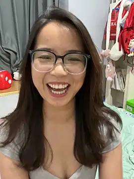 Hmm 0303 online show from November 8, 2:22 pm