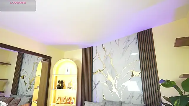 TessaaFox online show from February 23, 11:42 am