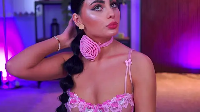 RavennaDArcy online show from January 7, 7:28 pm